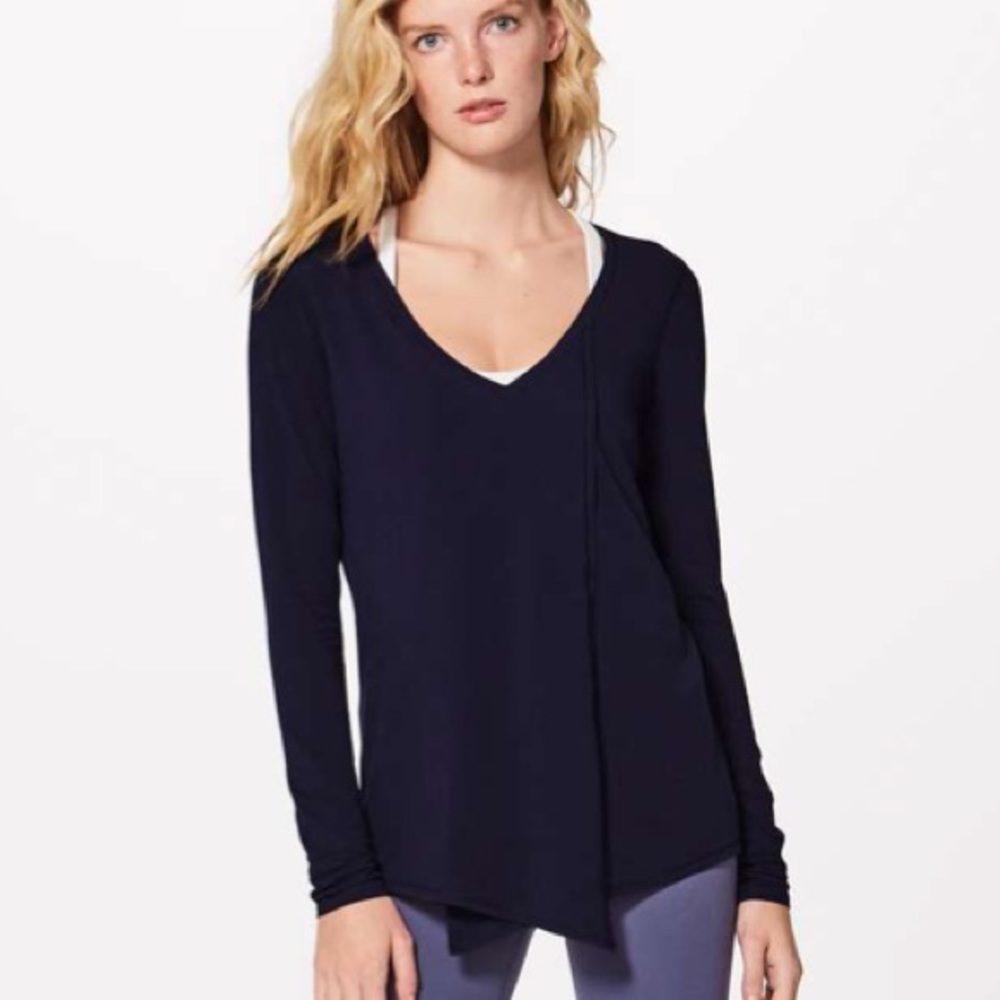 Lululemon Knot A Problem Long Sleeve Size 6